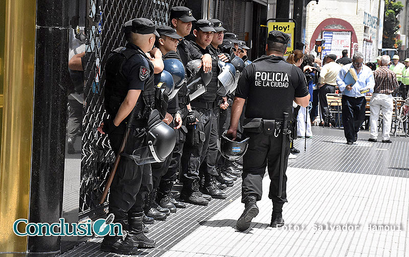 Una jueza porteña prohibió utilizar armas de fuego en el operativo de hoy