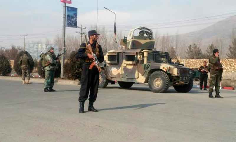 El Estado Islámico atacó una central de inteligencia afgana en Kabul