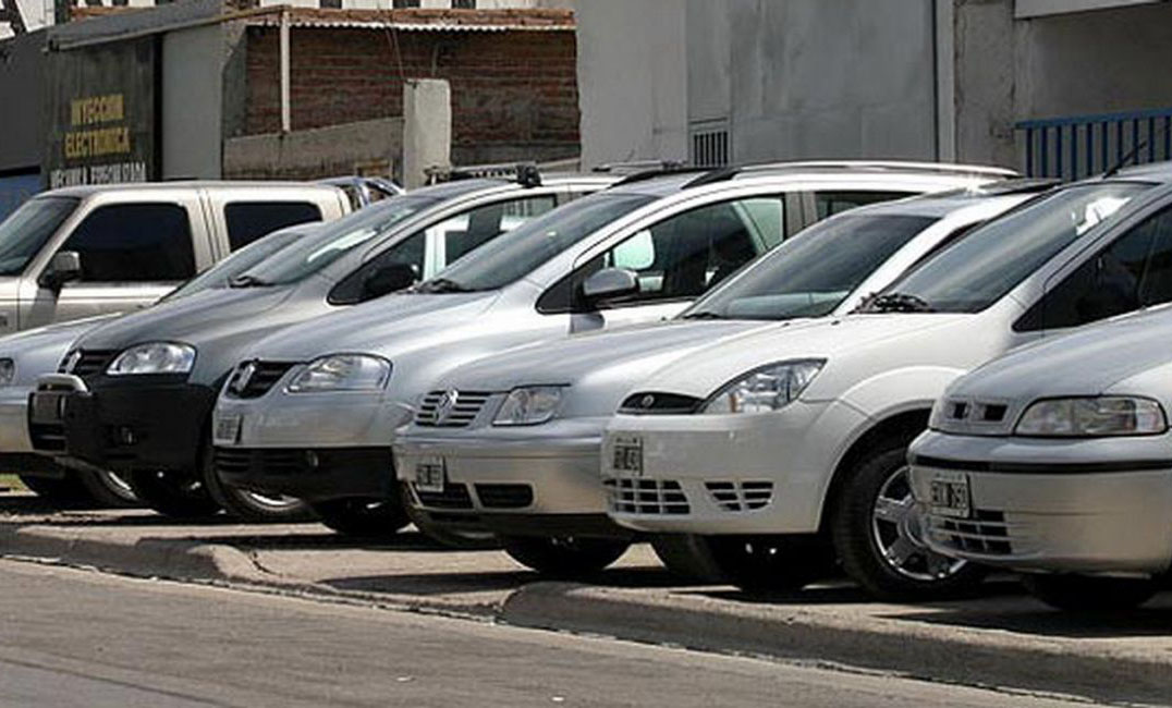 Ventas de autos usados subieron 21,5% en noviembre