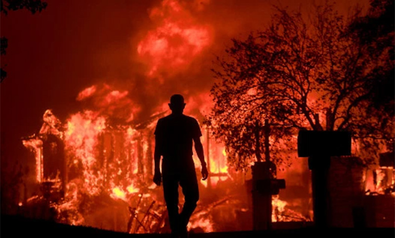 El incendio en California ya es el peor de la historia de ese Estado