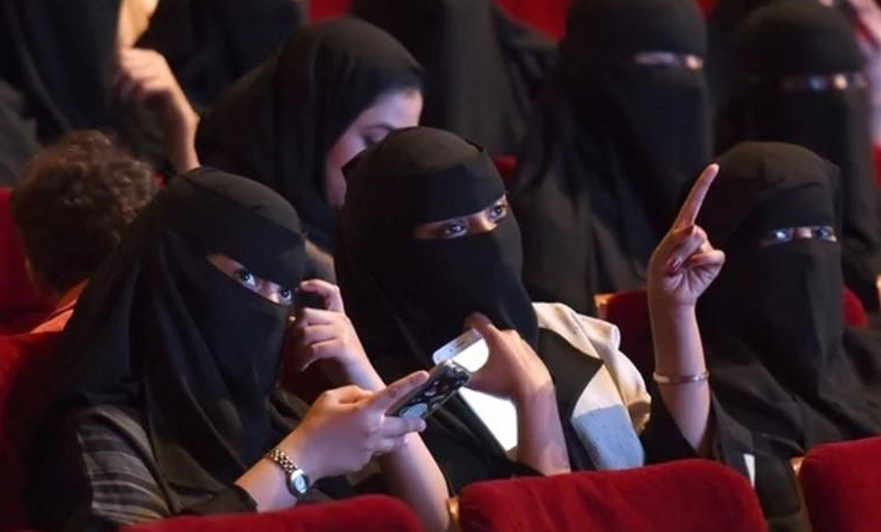 Vuelve el cine a Arabia Saudita luego de 35 años de prohibición