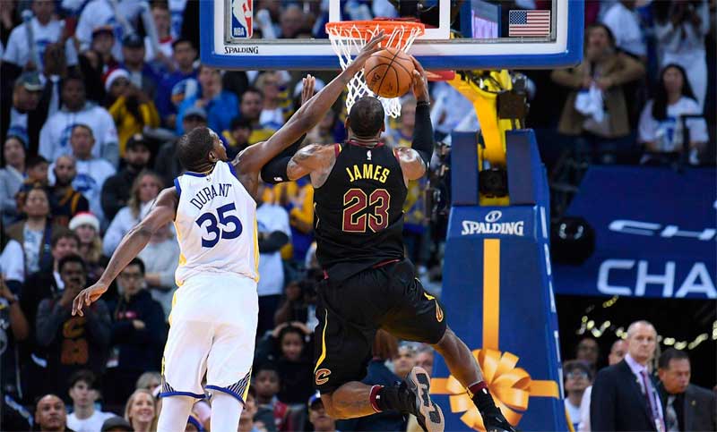 Durant y sus Warriors fueron más que Lebron y sus Cavaliers