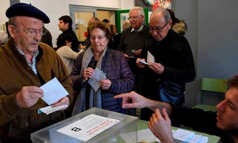 Los catalanes vuelven a las urnas tras la fallida secesión