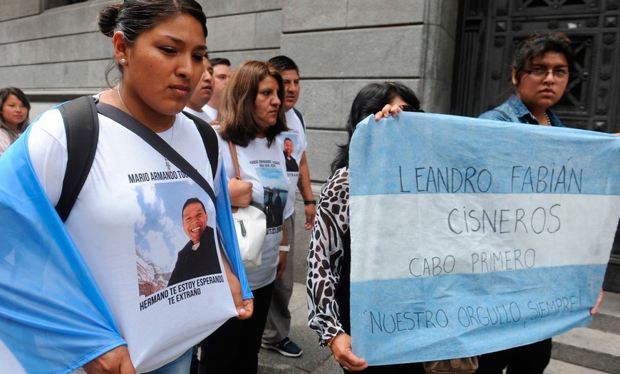 Familiares de tripulantes del ARA San Juan convocan a manifestarse mañana