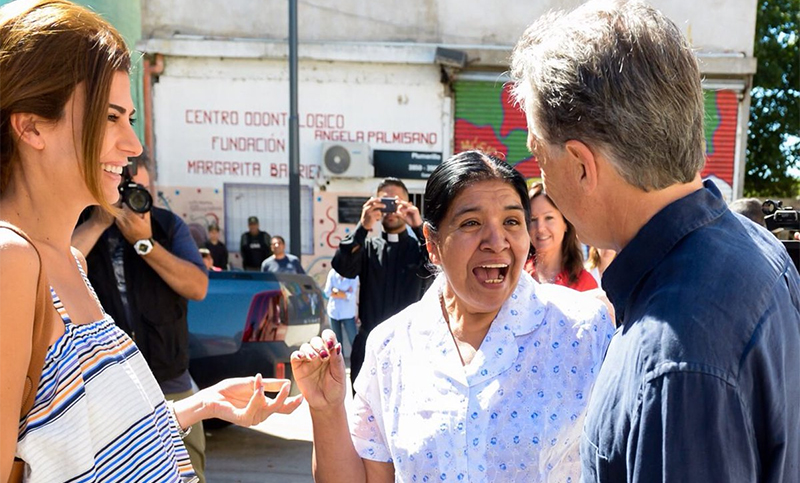 En la previa de Navidad, Macri visitó Los Piletones y pasará Nochebuena en Los Abrojos