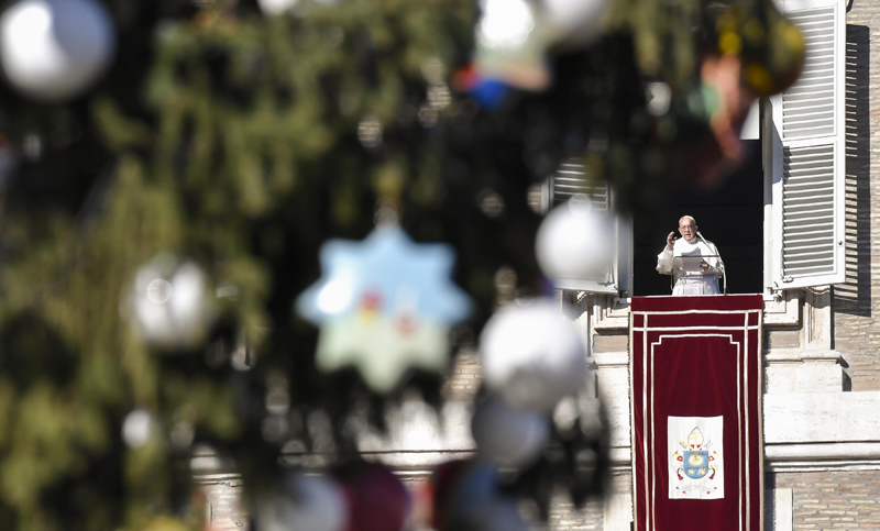 En Navidad, Francisco pidió “abrir los ojos ante el que sufre”