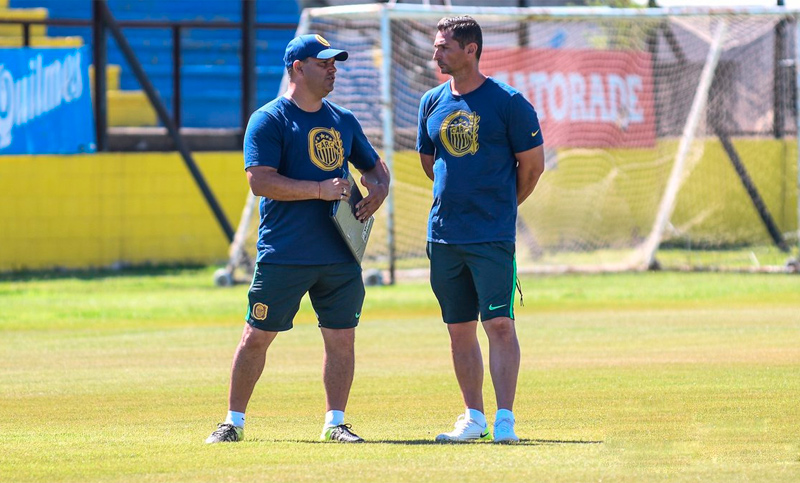 Leo prefiere esperar para definir el equipo