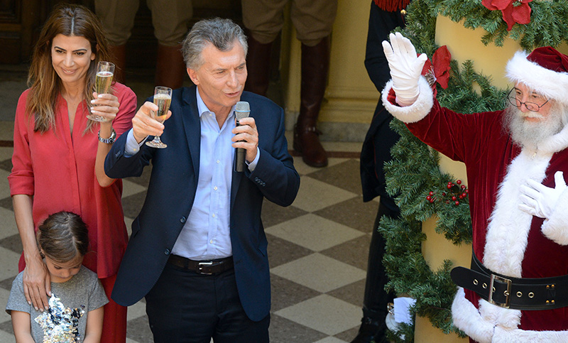 La Navidad de Macri: reveló qué le regalaron y rompió la dieta con “medio quilo de turrón”