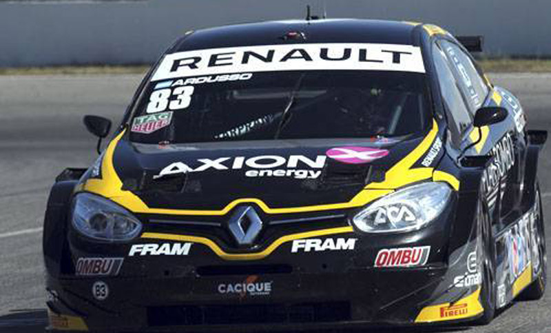 Ardusso ganó la pole y quedó a un paso de la gloria en Súper TC 2000