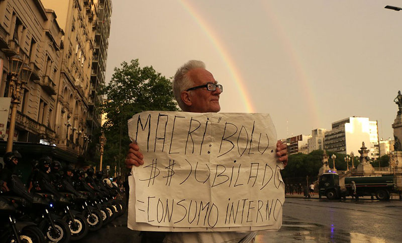 Marcado rechazo: dos de cada tres argentinos se oponen a la reforma jubilatoria