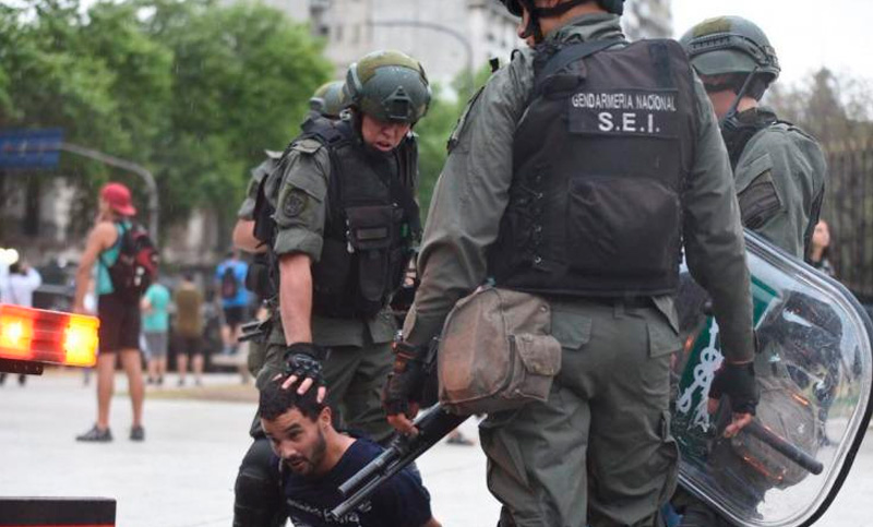 Alrededor de 1000 efectivos policiales para custodiar la zona del Congreso