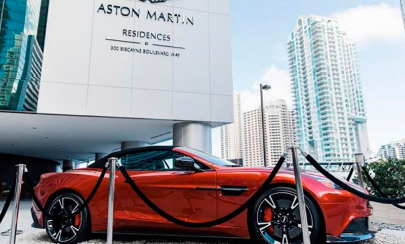 Coto y una insólita promoción: departamentos de 50 millones de dólares y un Aston Martin de regalo
