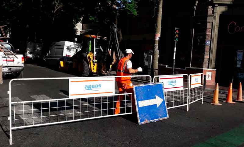 Por reparación de un hundimiento, tránsito interrumpido en Urquiza al 1400