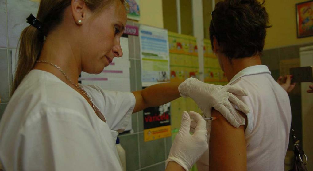 Los centros de vacunación desbordan en San Pablo por miedo a la fiebre amarilla