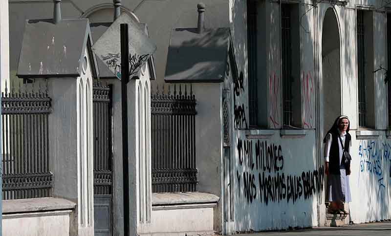 Nuevos ataques contra iglesias durante visita del Papa a Chile