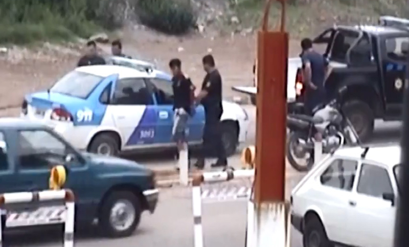 Detuvieron a dos ladrones que le robaron un monitor a un joven
