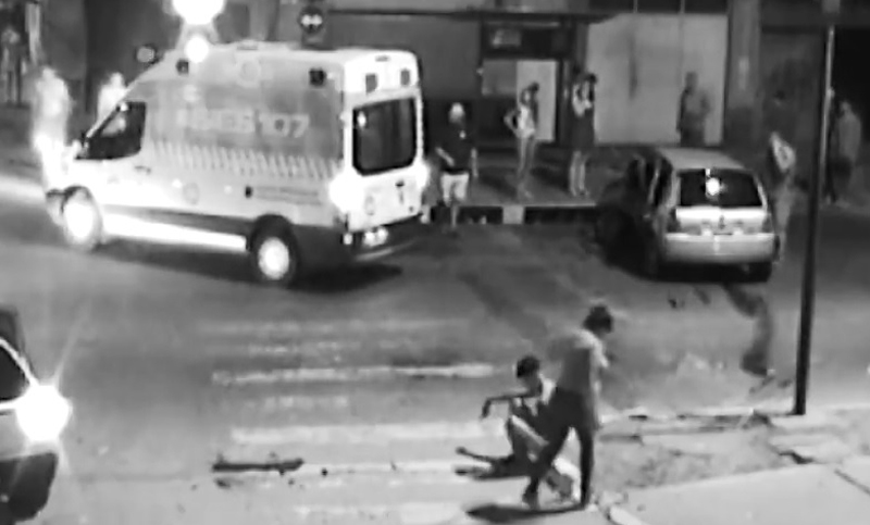 Un fuerte choque dejó a tres personas heridas durante la madrugada