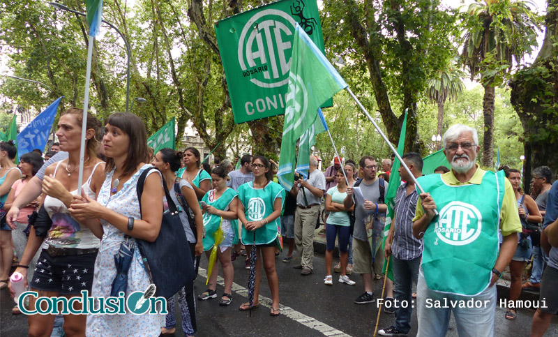 Martes clave en Santa Fe por las paritarias estatales