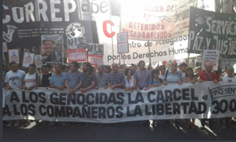 Organizaciones de Plaza de Mayo marcharon contra la «escalada represiva del Gobierno»