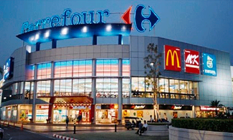 Francia: Carrefour pondrá cinco hipermercados en gestión de alquileres
