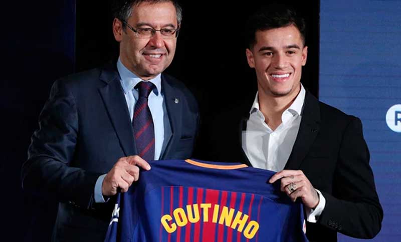 El brasileño Coutinho dijo que será un «honor» jugar con Messi