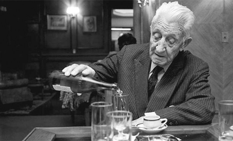 Momento histórico: el día que Illía echó a Rockefeller de la Argentina