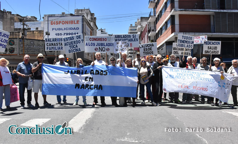 Jubilados reclamarán contra las medidas del gobierno nacional con un “semaforazo”