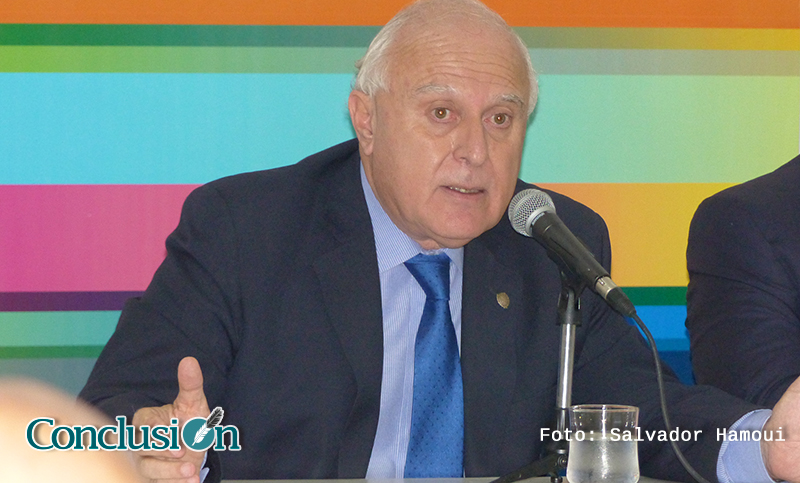 Lifschitz: «La Argentina está cansada de blanco y negro, hay que construir síntesis»