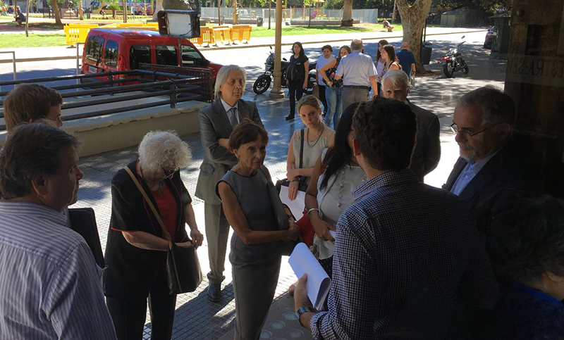 Ordenaron allanar la Casa de las Madres de Plaza de Mayo en Buenos Aires