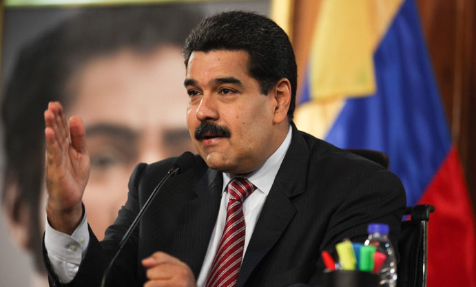 Maduro subió un 40% el salario mínimo, el séptimo aumento de los últimos doce meses