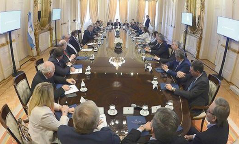 Diez gobernadores buscan que las Legislaturas ratifiquen el Pacto Fiscal