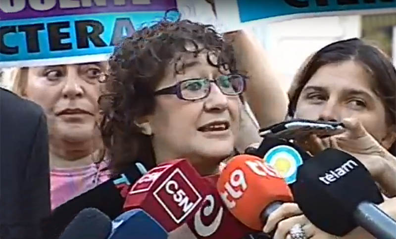 Sonia Alesso: “El gobierno pretende arrodillar a los docentes con un techo del 15%