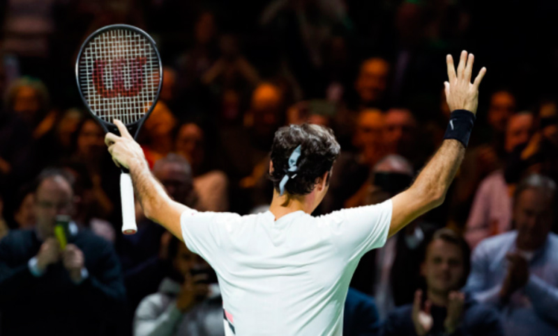 Federer regresó al número 1 y agrandó su leyenda con un nuevo título