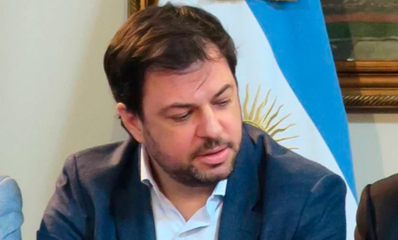 Valentín Díaz Gilligan le presentó su renuncia a Mauricio Macri