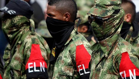 Las Farc acusan al ELN de asesinar a tres de sus integrantes