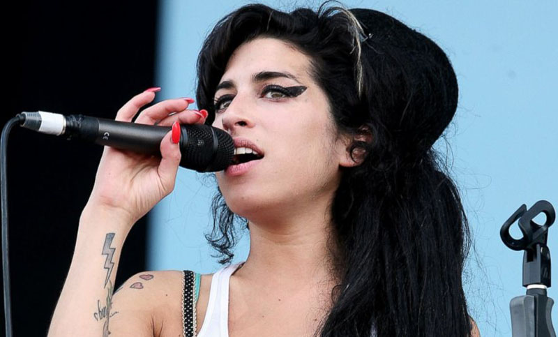 Youtube emite una canción inédita de Amy Winehouse