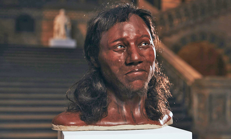 Descubren que hace 10.000 años los británicos eran negros y de ojos azules