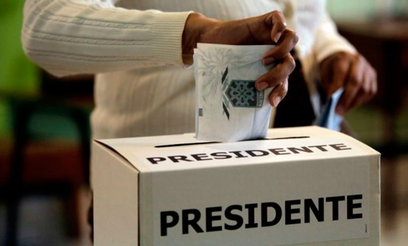 Costarricenses votan en elección presidencial marcada por el matrimonio homosexual