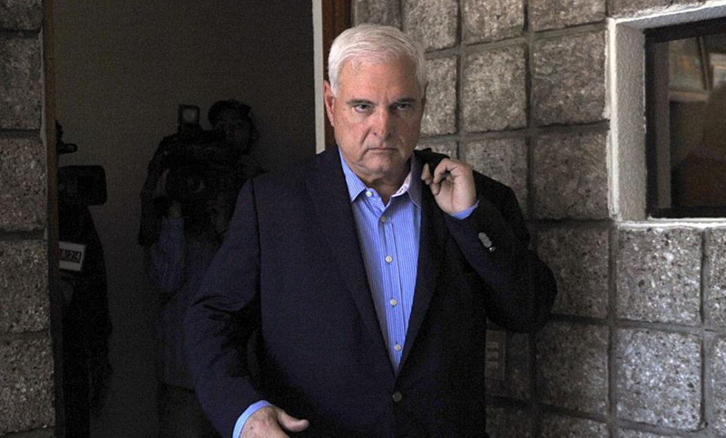 Liberan al ex presidente panameño Ricardo Martinelli bajo fianza