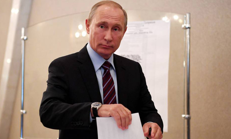 Putin se registra como candidato independiente para las elecciones en Rusia