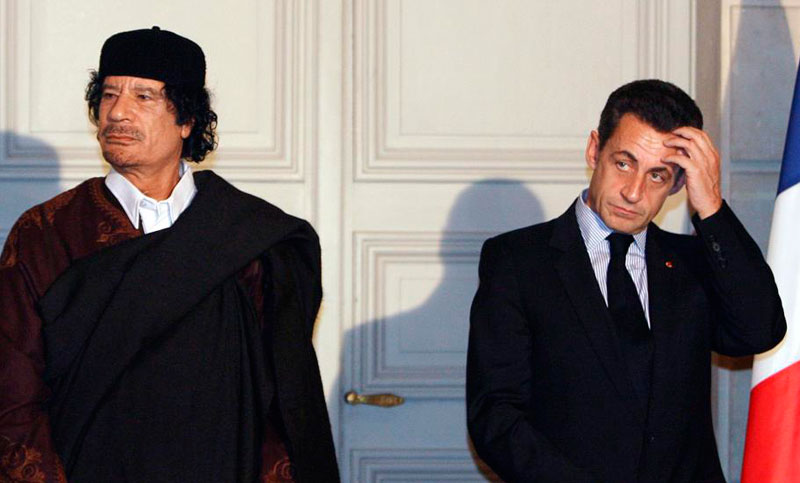 Sarkozy declara bajo arresto por vínculos financieros con Gadafi