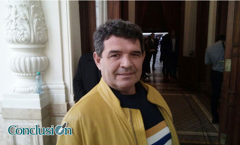 “Si un delincuente no quiere ser abatido por la espalda, que no salga a delinquir”