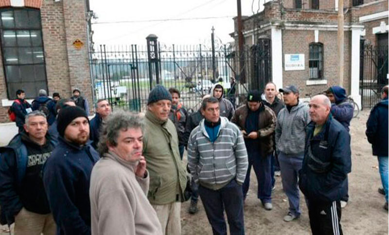 Trabajadores y concejales de Pérez buscan reactivar los talleres ferroviarios Rioro