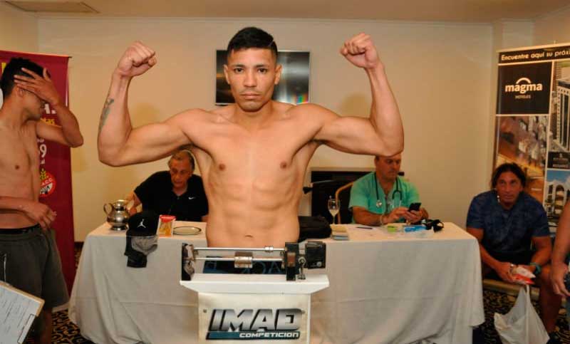 El boxeador santafesino Miguel Acosta se consagró campeón latino