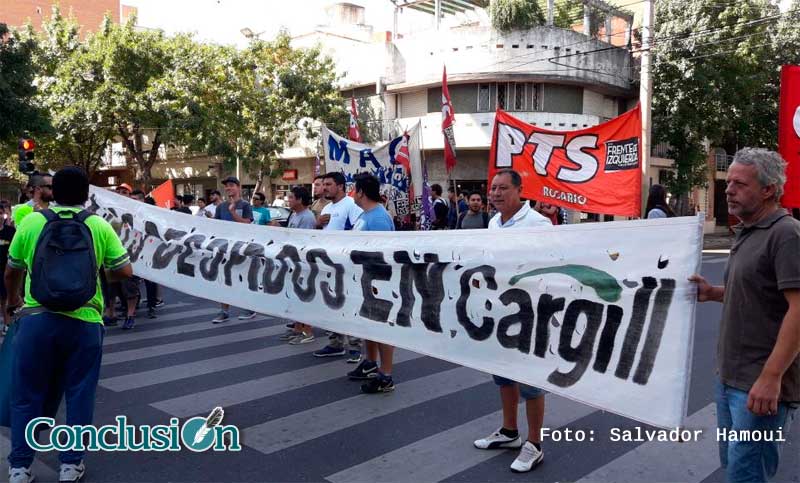 Trabajadores de Cargill marcharon y realizaron una asamblea frente a la Bolsa de Comercio