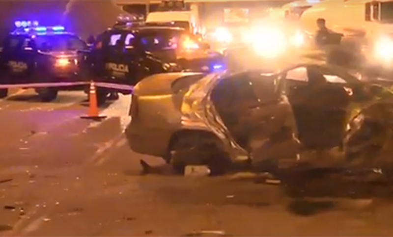 Dos muertos y cuatro heridos en un fatal choque en la autopista Rosario-Santa Fe