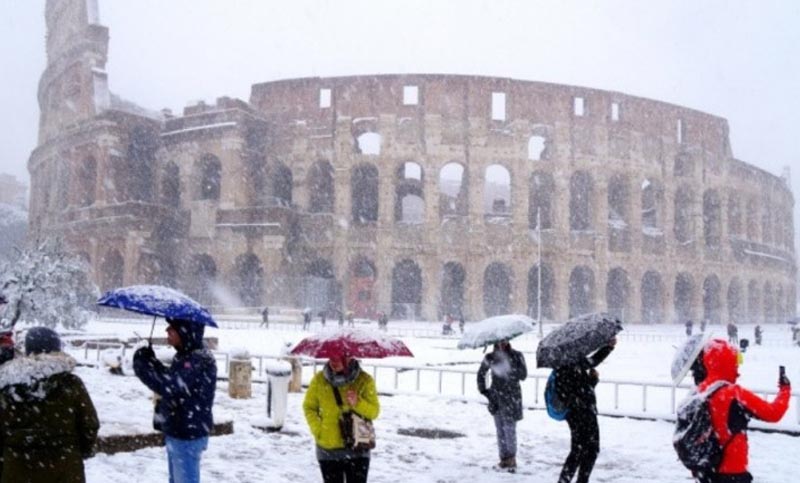 Casi 50 muertos en la ola polar que afecta a Europa