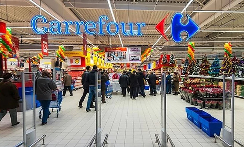 Confirmaron una multa a Carrefour por exhibir productos sin precio