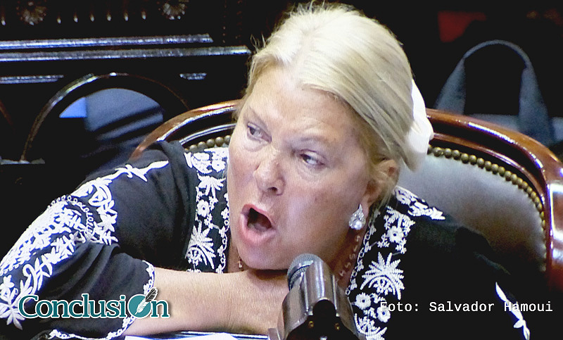 Carrió le contestó a Macri: «No sabe lo que significa ser decente»