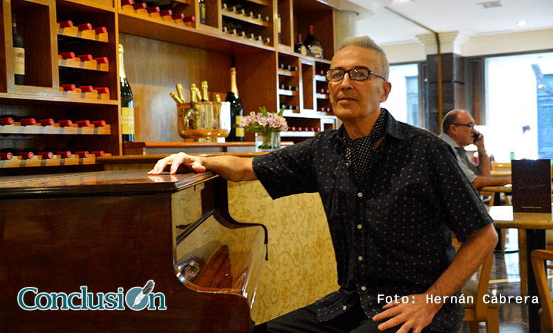Ciro Fogliatta presenta «Pido Demasiado» en Rosario
